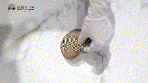 德利豐巖板8大硬核關(guān)鍵性能,定義健康生活新方式(圖4) 德利豐巖板8大硬核關(guān)鍵性能,定義健康生活新方式(圖4)