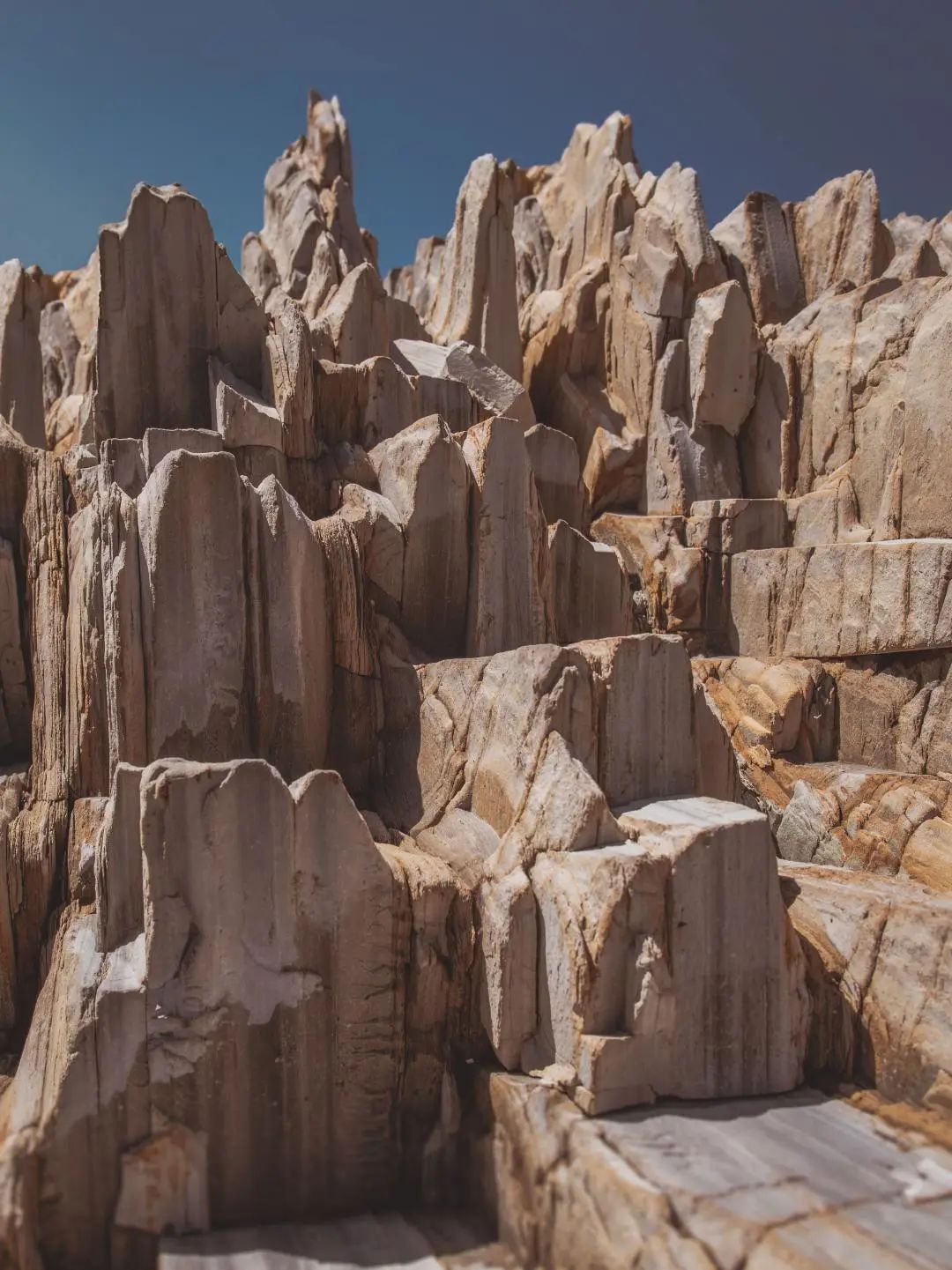 漲姿勢,建筑裝飾材料大PK,為何巖板更勝一籌(圖12) 漲姿勢,建筑裝飾材料大PK,為何巖板更勝一籌(圖12)