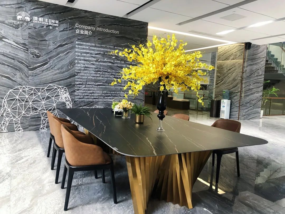 德利豐巖板,盡享餐桌“巖”生活,讓你的眼中再無它“板”(圖4) 德利豐巖板,盡享餐桌“巖”生活,讓你的眼中再無它“板”(圖4)