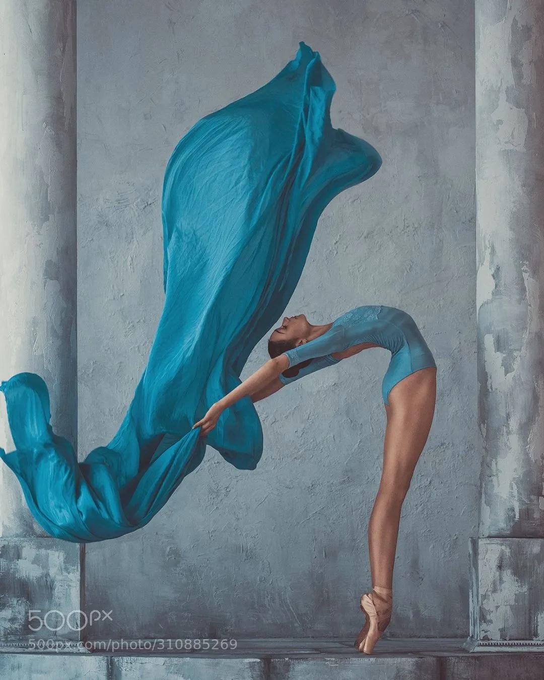 新品發布會| 德利豐3mm超薄巖板,邀您共鑒