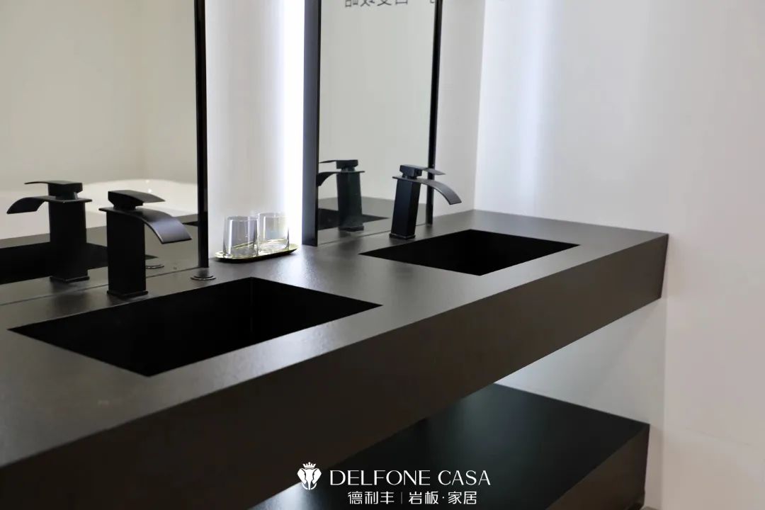 新店速遞 | 德利豐杭州巖板展館,帶你領(lǐng)略不一樣的設(shè)計(jì)美(圖9) 新店速遞 | 德利豐杭州巖板展館,帶你領(lǐng)略不一樣的設(shè)計(jì)美(圖9)