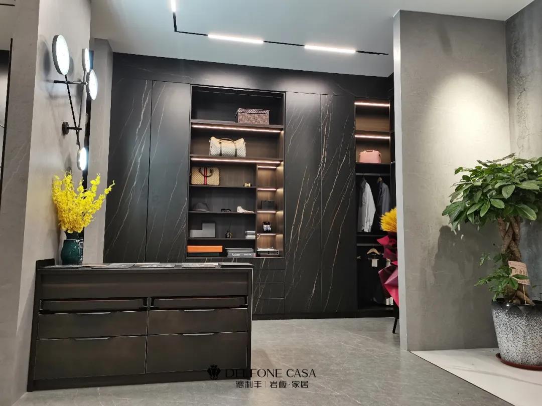 探店速遞 | 德利豐滕州巖板展館，呈現(xiàn)獨特空間美感(圖6)