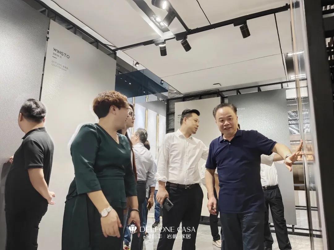 德利豐3mm超薄高強家居飾面巖板達到國際先進水平(圖7) 德利豐3mm超薄高強家居飾面巖板達到國際先進水平(圖7)