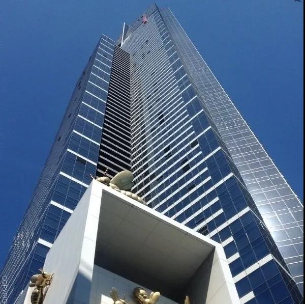 騰訊家居x貝殼眼中的標桿品牌 | 德利豐榮獲「巖板應用設計標桿品牌(圖9) 騰訊家居x貝殼眼中的標桿品牌 | 德利豐榮獲「巖板應用設計標桿品牌(圖9)