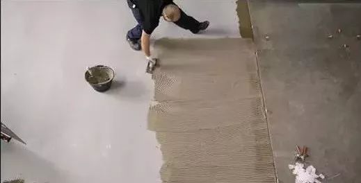 【干貨】7步解鎖大巖板鋪貼技巧!(圖3) 【干貨】7步解鎖大巖板鋪貼技巧!(圖3)