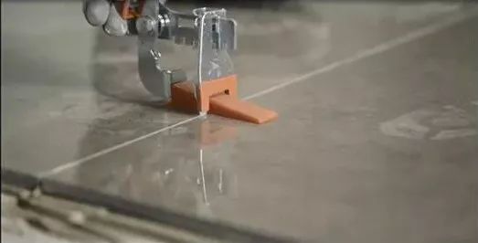 【干貨】7步解鎖大巖板鋪貼技巧!(圖8) 【干貨】7步解鎖大巖板鋪貼技巧!(圖8)