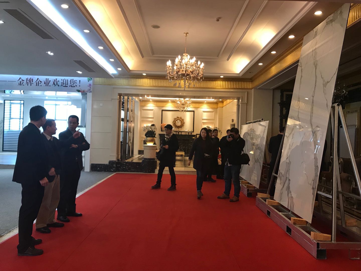 “整裝待發 大有可為”德利豐家居2018年媒體答謝(圖3)