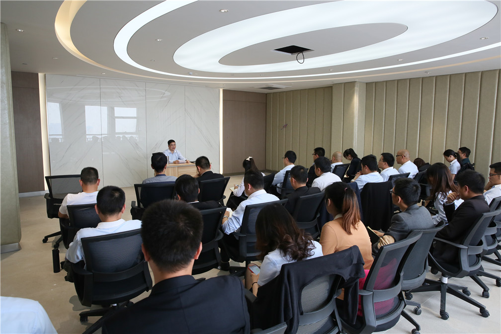 “凝聚力量，共創輝煌”德利豐家居月度總結暨(圖2)