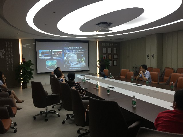 建材行業專家組團參觀德利豐家居,探討巖板發(圖3) 建材行業專家組團參觀德利豐家居,探討巖板發(圖3)