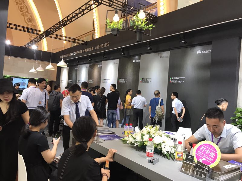 引領行業大風尚—德利豐家居霸氣亮相上海設計(圖9) 引領行業大風尚—德利豐家居霸氣亮相上海設計(圖9)