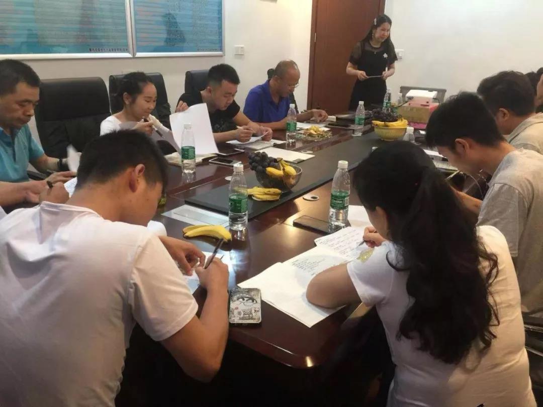 只做將軍不做兵！德利豐家居紅安縣終端實戰(zhàn)特(圖3)