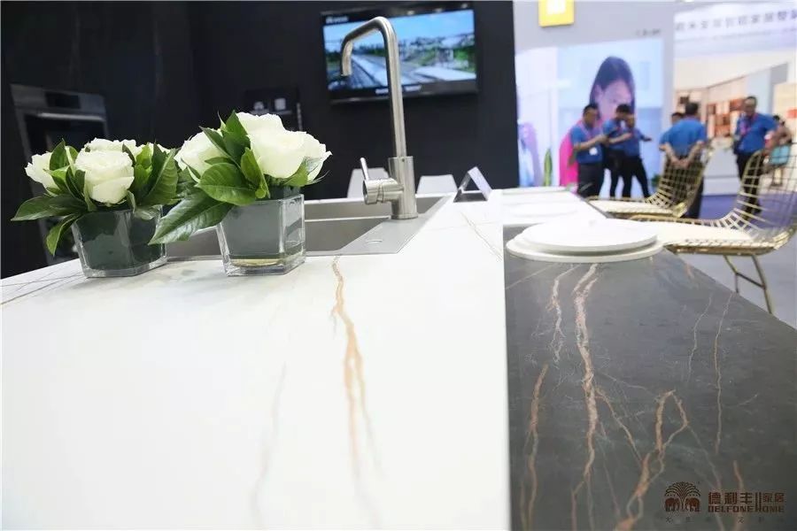 十一連勝慶“十一”，學女排，見行動。(圖8)