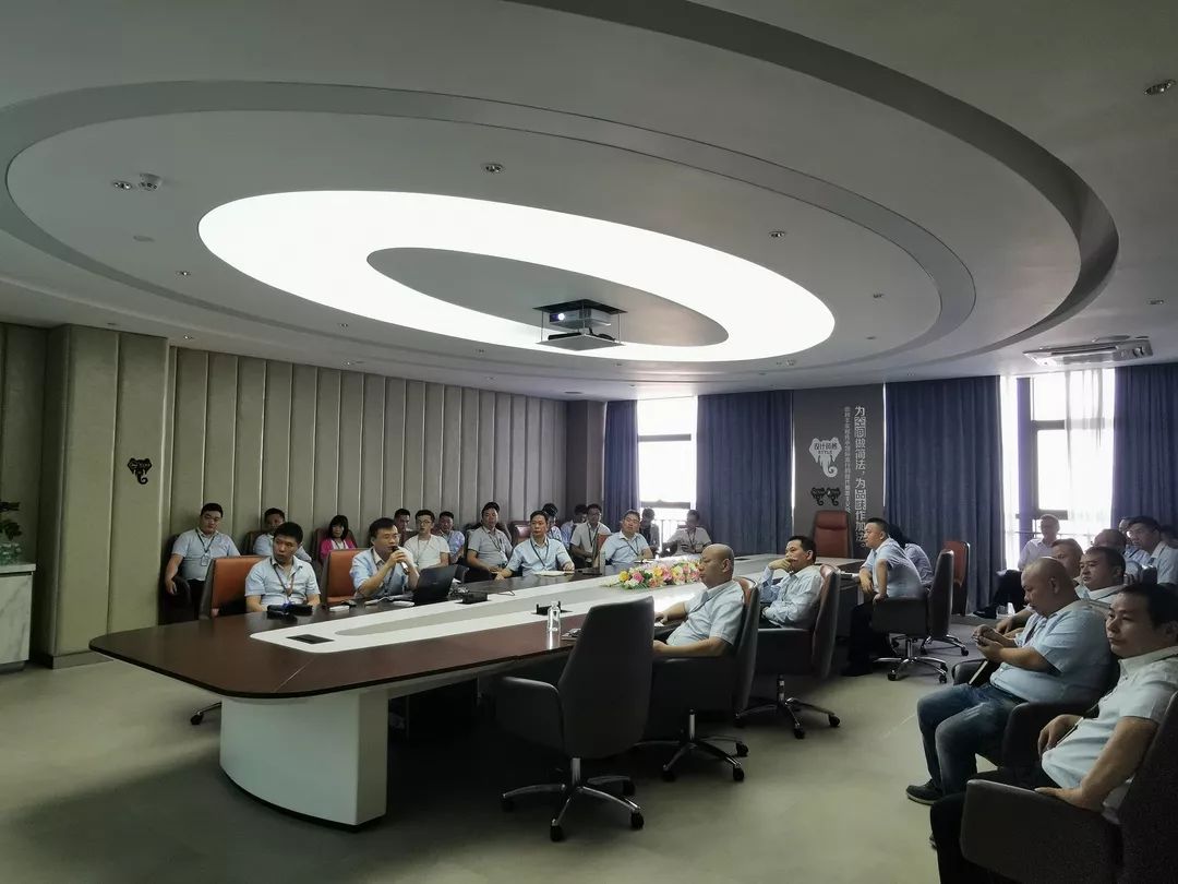 用知識鍛造復合型人才矩陣 —《大巖板·大空間(圖2)