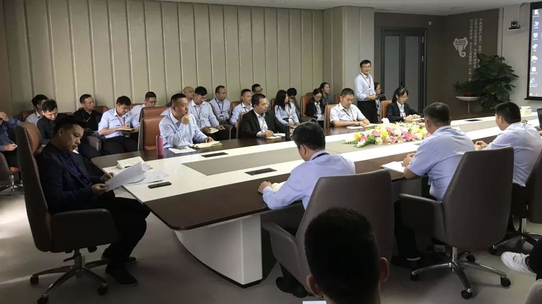 保持態(tài)勢(shì),持續(xù)擴(kuò)張 — 德利豐家居10月總結(jié)會(huì)圓(圖8) 保持態(tài)勢(shì),持續(xù)擴(kuò)張 — 德利豐家居10月總結(jié)會(huì)圓(圖8)