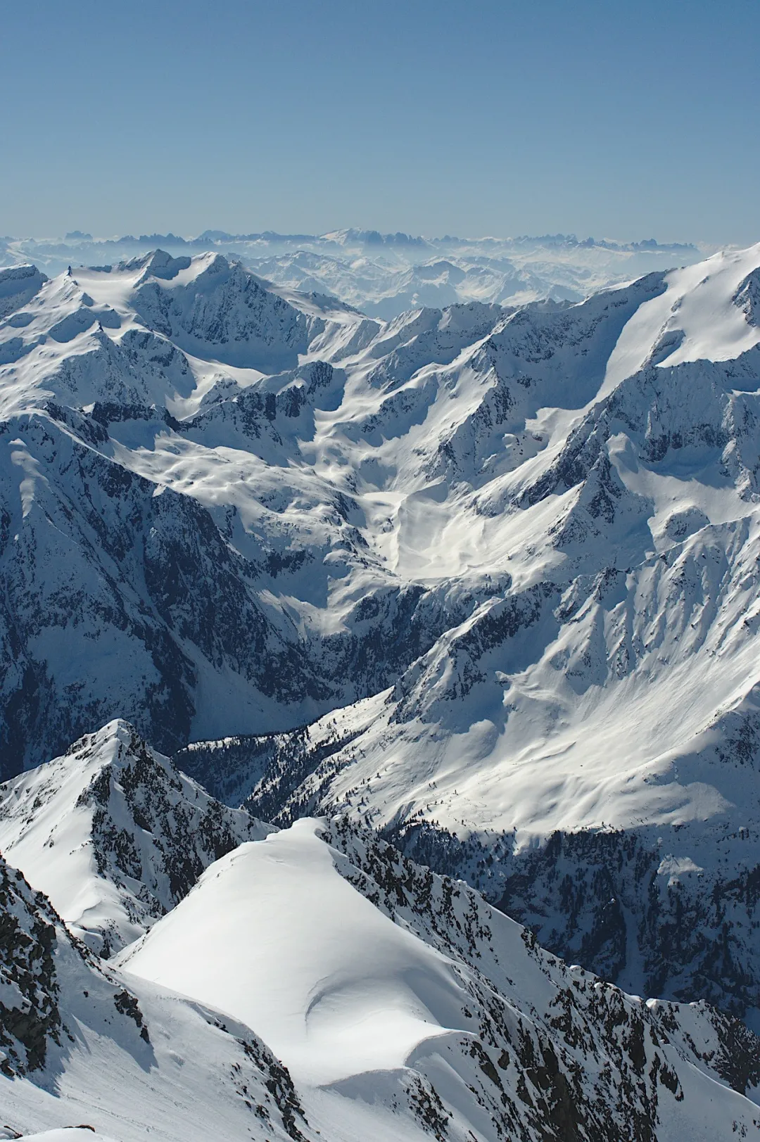 DELFONE新品 | 沃野千里，六片任意無限連紋，打造連貫壯麗的空間景觀(圖2)