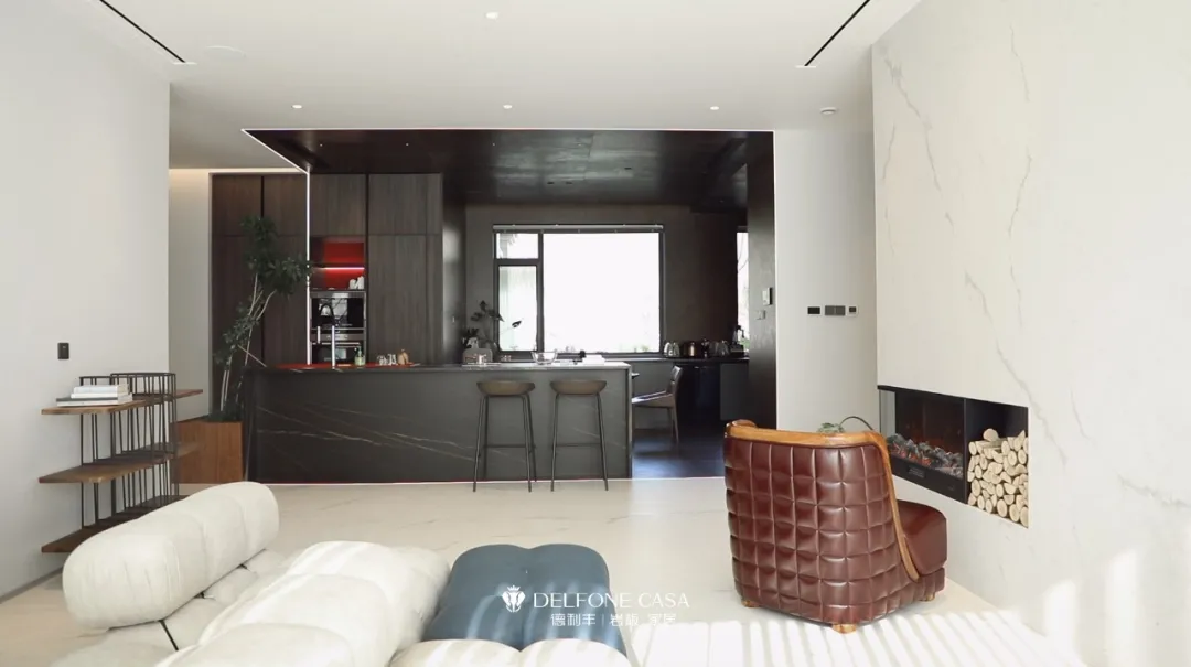 家裝案例 | 高級雅致的大平層別墅,演繹一半設計,一半藝術(圖1) 家裝案例 | 高級雅致的大平層別墅,演繹一半設計,一半藝術(圖1)