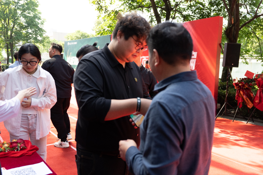 德利豐寧波旗艦店盛大開業 | 以設計之名,巖造家居美學(圖6) 德利豐寧波旗艦店盛大開業 | 以設計之名,巖造家居美學(圖6)